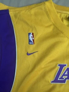 Los Angeles Lakers Vintage 2X NIKE TEAM Jersey Yellow Stitched size XXL Dri Fit - Picture 1 of 11