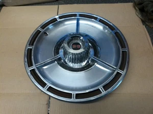 Wheel Cover Single 1964 Chevy Impala SS Chevelle Malibu Spinner Hub Cap Used - Picture 1 of 10