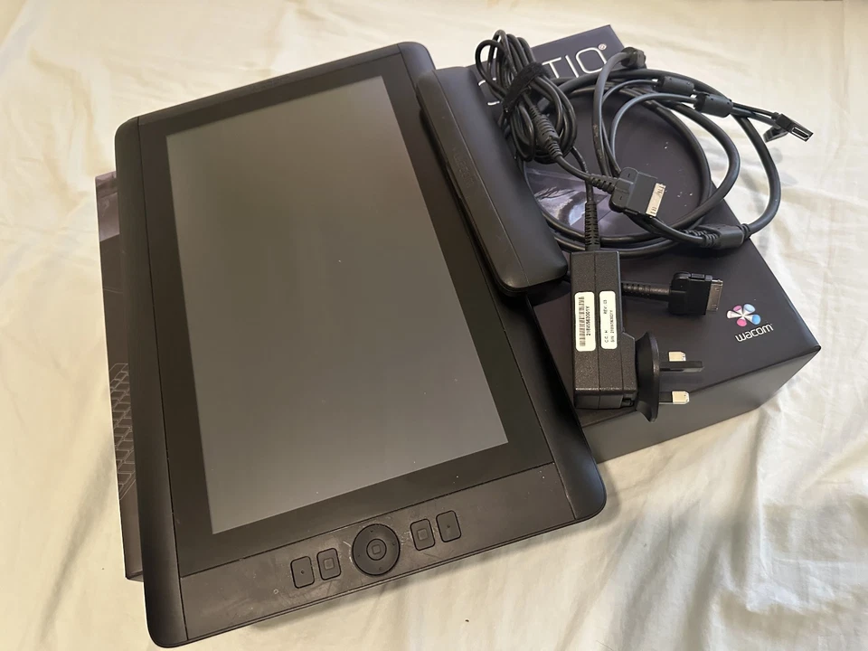 Wacom Cintiq 13HD Pen Drawing Monitor Display - Black [Including Original Box] - Image 1 of 4