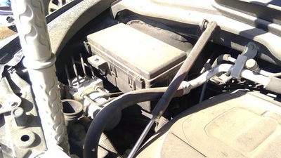 Fuse Box Engine Right Hand Engine Compartment US Market Fits 14-16 MDX 5214355 - Image 1 of 4