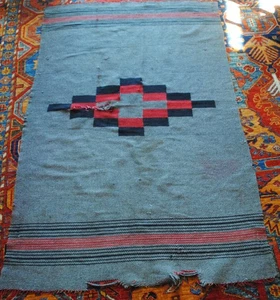 ALTER NAVAJO KLAGETOH TEPPICH/DECKE ARIZONA CA 1890/1930 GETRAGEN BESCHÄDIGT 60"X36" - Bild 1 von 8