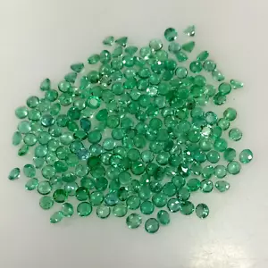 Smeraldo naturale tondo 17,76 ct bel verde buona lucentezza gemme 2,5-2,7 mm buona qualità - Foto 1 di 3