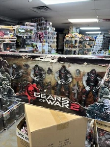 Juego de 4 figuras de acción NECA Toys Gears of War 2 Locust Hive 2009 en caja - Imagen 1 de 14