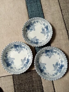 Japanische blau-weiße Porzellan Schale/Schale, Weinrebe, 20 cm Durchmesser, 3,9 cm hoch - Bild 1 von 8