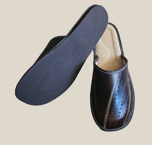 Cozy Leather Slip-On House Slippers for Men in vintage brown leather, closed toe - Picture 1 of 7