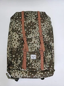 Herschel Unisex Rucksack Little America Green Pea Camo 25L - Bild 1 von 2