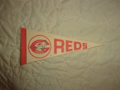 MLB Cincinnati Reds Mini Pennant 4”x9” Baseball Flag Banner Vintage - Image 1 of 4