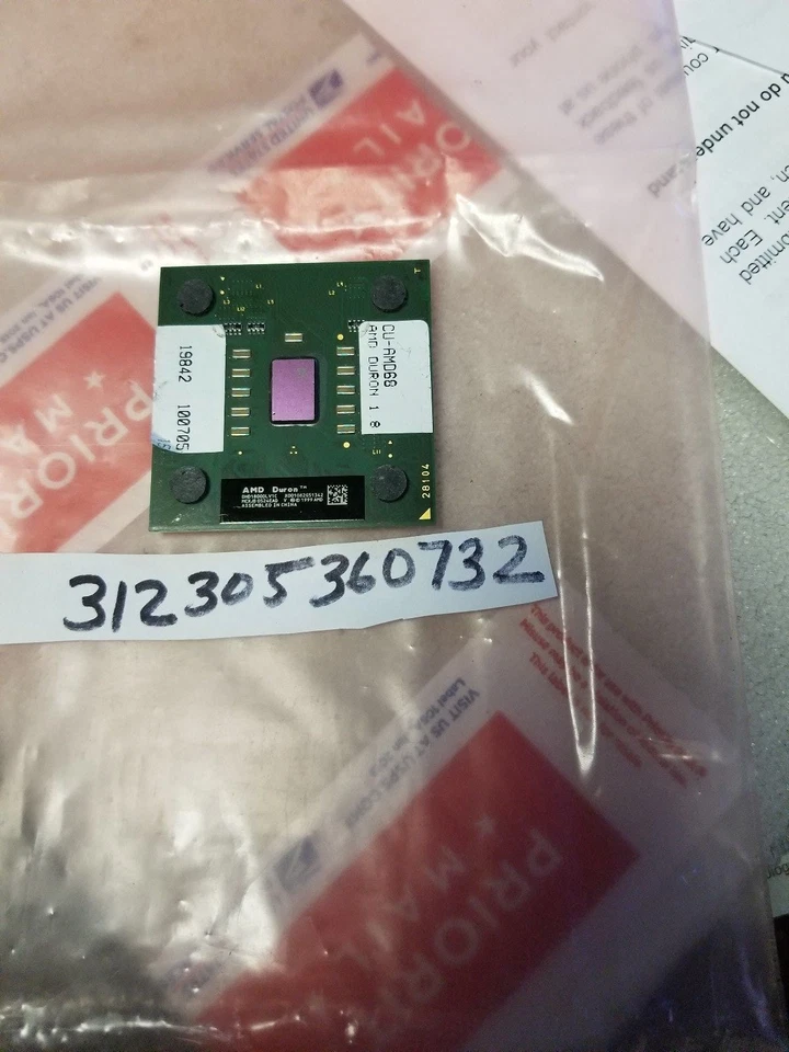 AMD Duron 1800MHz 1.80GHZ 266 MHz DHD1800DLV1C Socket 462/Socket A CPU Processor - Image 1 of 1
