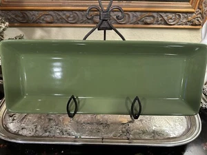 Pampered Chef-Simple Additions-Green 🟩 Rectangular Tray-16 X 6- Excellent-LOOK - Picture 1 of 5
