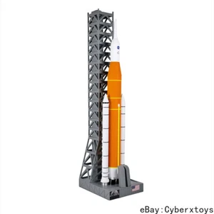 1:200 NASA Artemis SLS Orion Launch Tower Set Rocket Model - Picture 1 of 8