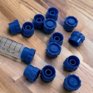 10pcs SYRINGE CAPS Protection for Luer Lock & Luer Slip Syringes ALL SIZES. Blue - Picture 1 of 2