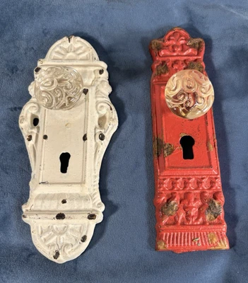 2 ganchos de pared victorianos de hierro fundido con perilla de vidrio tirador de cajón rústico rojo y blanco Foto 1 de 4
