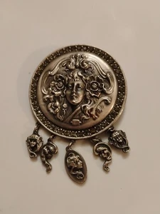 Vintage Goldette Jugendstil silberfarben mit Strass Jungfernkopf Brosche Anstecknadel 2,5" - Bild 1 von 5