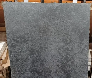 BELGIEN SCHWARZ NATURSTEIN 4 GRÖßEN MIX PLATTEN IM POSTEN VON 18 QM - Bild 1 von 7