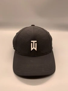 Tiger Woods Hat Cap Fitted Small Medium Black Nike Golf Golfing Golfer Swoosh - Picture 1 of 12