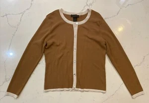Linda Matthews Womens Sweater Cardigan Medium Brown Cream Trim Dressy Button Up - Picture 1 of 10