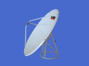 No import duties,C Band 4 feet Prime Focus Dish Antenna/Satellite Antenna - Picture 1 of 5