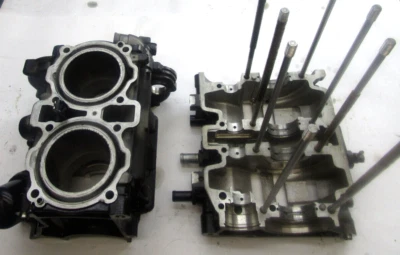 优质原始设备制造商 POLARIS 2004 MSX-110 150 发动机缸体 — 第 1/4 张图片