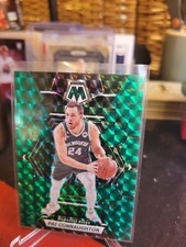 2022-23 Panini Mosaic Pat Connaughton #76 Green Prizm