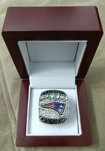 SUPERBOWL LIII PATRIOTS CHAMPIONSHIP MVP BRADY SIZE 10.5 RING WITH HARDWOOD BOX Cover