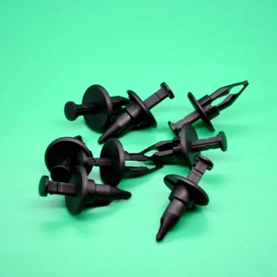 10 piezas Parachoques Remache Ajuste Montaje Clips Tornillo para GM Beretta Corsica Buick Envoy Foto 1 de 4