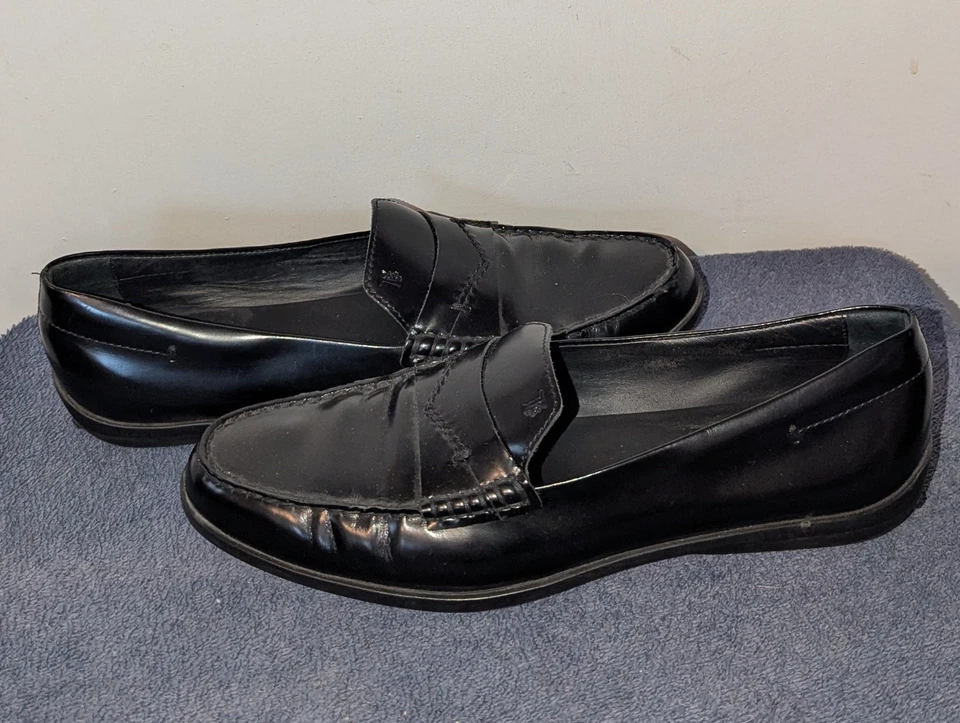 Zapatos de conducir Tods Gommino para mujer talla EU 37.5 US 7.5 charol negro Foto 1 de 4