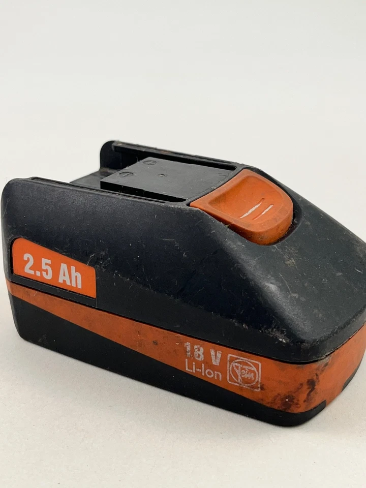 Batería inalámbrica de iones de litio Fein 18V 2,5 Ah - Para piezas, sin probar Foto 1 de 4
