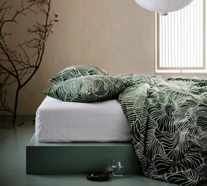 Ikea Svampmal Duvet Cover Twin White & Green Leaves Nature Minimalist Reversible - Picture 1 of 6