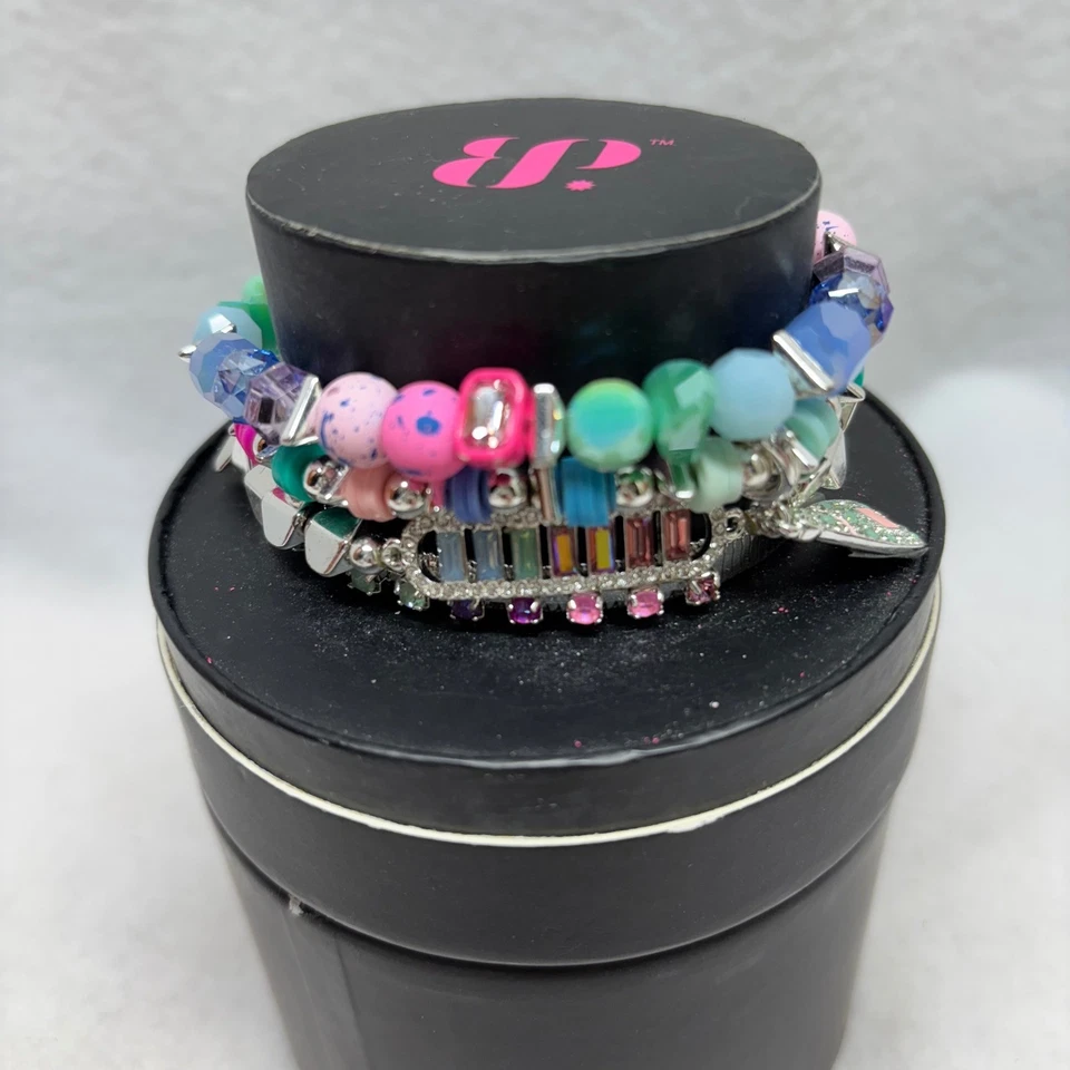 Pulsera Bomb Party Pop The Bubbly and Celebrate Charm enchapada en plata Foto 1 de 1