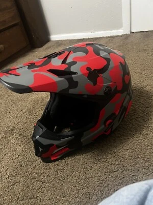 Capacete camuflado vermelho Z1R RISE. 2XL. SpeedAddicts - Imagem 1 de 4