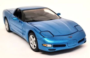 Franklin Mint 1/24 Chevrolet Corvette 2003 C5 50th Anniversary Blue Model Car - Foto 1 di 12