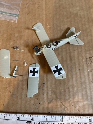 Built Airfix LFG Roland C-11 1916 Airplane Model Kit 1/72 Built19 4.25”L x 5.5”W - Image 1 of 4