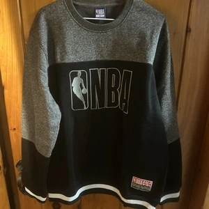 NBA Pullover Crewneck Licensed Sweatshirt Gray & Black Basketball XL Unisex NWT - Picture 1 of 12