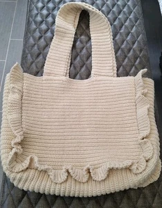 Large Cream knitted Frill Edge slouch shoulder Hobo bag. Ex Condition 11x14x4" - Picture 1 of 5