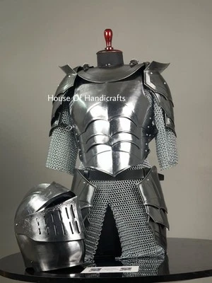 Traje de caballero armadura medieval listo para la batalla, armadura armadura medieval Foto 1 de 4