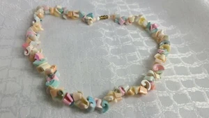 Vintage Cut Seashell Pastel Color Necklace 17" E1 - Picture 1 of 5