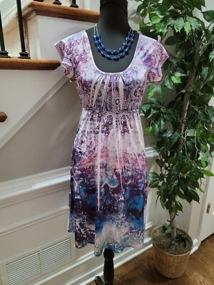 Vestido informal Kiara para mujer púrpura mezcla de poliéster manga corta cuello redondo talla S Foto 1 de 4