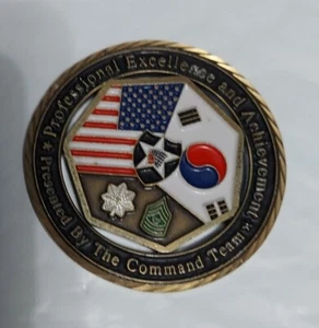 Us Army Garrison Professional Excellence And Achievement Challenge Coin - Picture 1 of 2