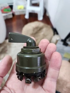 army militaria truck van bus vintage ambulance jeep landrover dash toggle switch - Picture 1 of 24
