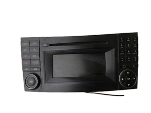 MERCEDES-BENZ W211 CAR AUDIO HI FI PLAYER AUTORADIO A2118705894 - Bild 1 von 2