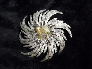 Sarah Coventry Vintage Brooch Pin Silver tone Large 3"   P5 - Picture 1 of 7