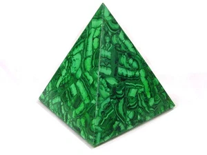 Butw Main Sculpté Zaïre Afrique Malachite 16.5cm Pyramid Heal Lapidaire 0138K Ab - Imagen 1 de 4