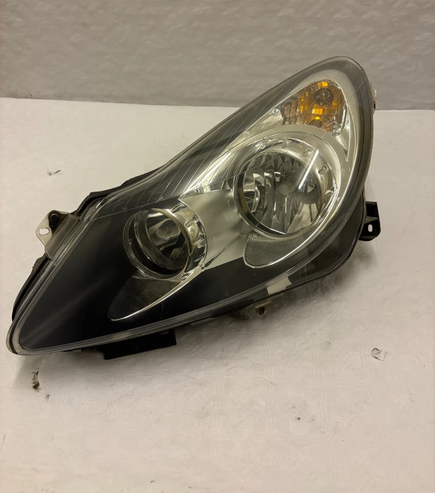 Opel Corsa D Scheinwerfer Frontleuchte Lampe Headlight Links Left 13217453 - Bild 1 von 4
