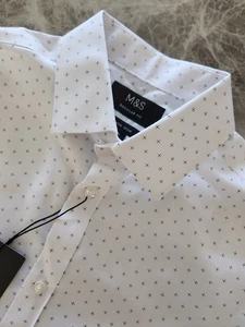 Camicia M&S Regular Fit Non Ferro Puro Cotone Stampa Floreale ~ Taglia M - Foto 1 di 7