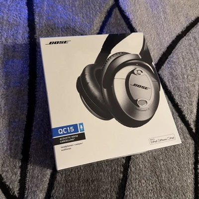 Bose QC15 Acoustic Noise Cancelling Headphones QuietComfort 15 NEW SEALED BOX - Image 1 of 4