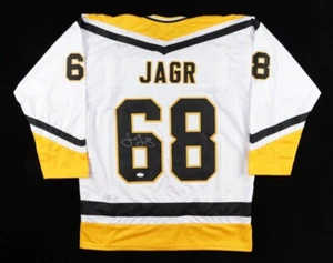 Autographed/Signed Jaromir Jagr Pittsburgh White Hockey Jersey JSA COA - Picture 1 of 2