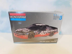 Monogram Dirt Devil Pontiac #40 1:25 kit modelo sellado - Imagen 1 de 6