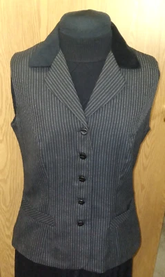 LAURA SCOTT Size 8 Fully Lined Striped Black Gray Vest Waistcoat Velvet Collar - Image 1 of 4