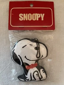 Peanuts Snoopy Fliege Mini Maskottchen bestimmte Produktion Stoff Ornament Neu - Bild 1 von 4