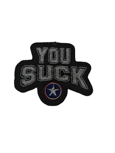 Parche de lucha libre “You Suck” – Canto icónico bordado planchado – Inspirado en la WWE - Imagen 1 de 1